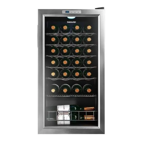 Adega Climatizada Suggar Toulouse AD27IX em cozinha moderna com garrafas iluminadas por LED