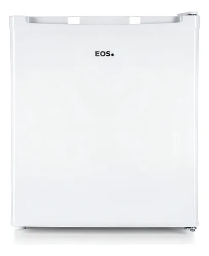 Frigobar EOS EFB50 branco compacto 47L com prateleiras ajustáveis e compartimentos para garrafas 2L e latas.
