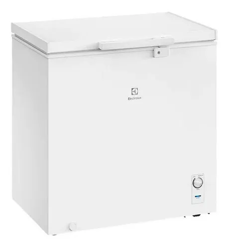 Freezer horizontal branco Electrolux HE200 com porta aberta e interior iluminado por LED